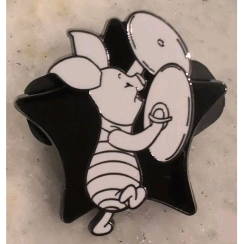 Figpin Piglet Pin Mystery Mini Enamel Disney Winnie the Pooh Uncommon B&W